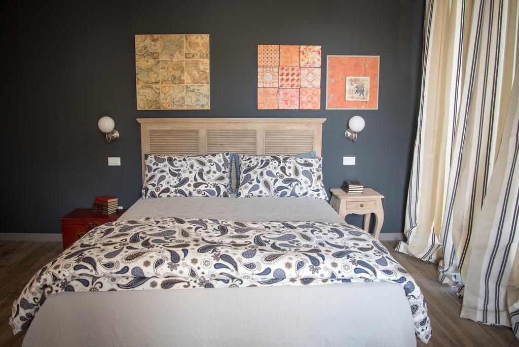 B&B La Dimora Del Garda Sirmione Bagian luar foto